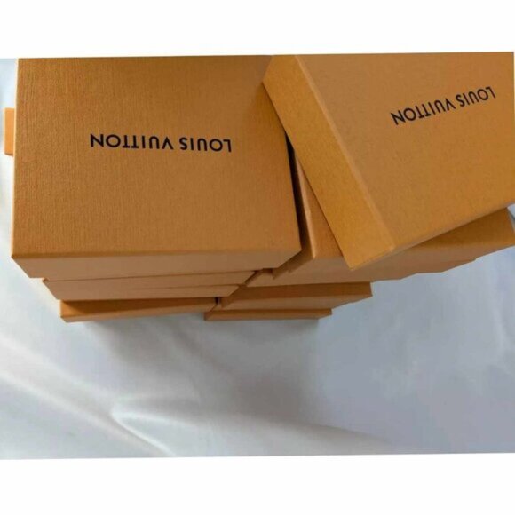 Authentic Louis Vuitton 1 Box for Wallet [ Price per Box]165-082625 - Picture 10 of 16